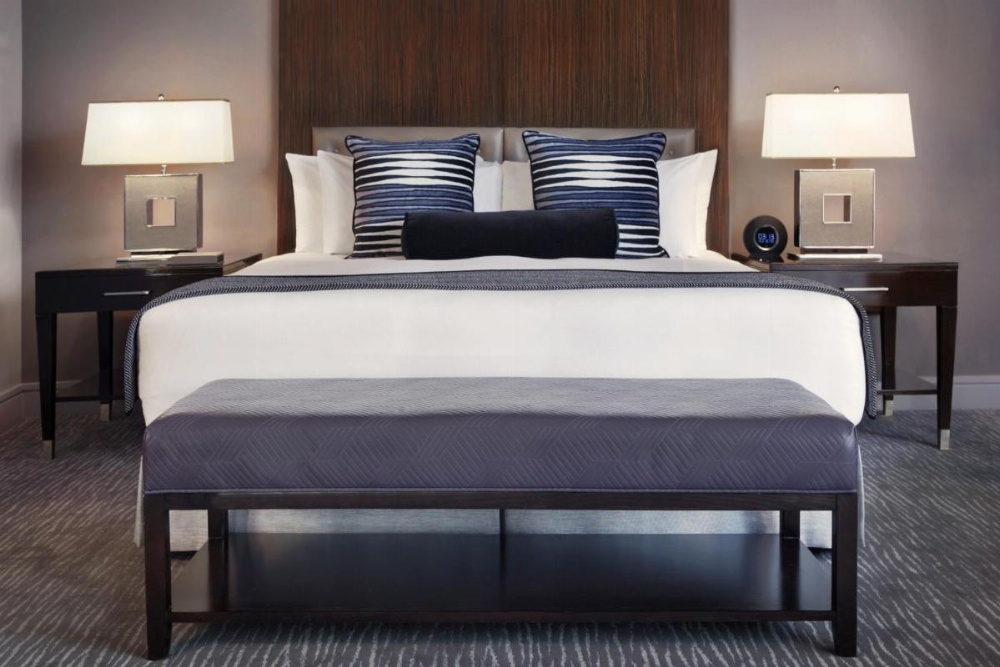 Executive King Room with Lake View